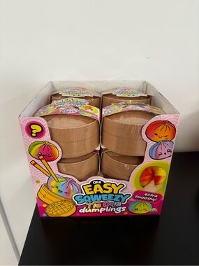 Orb Easy Squeezy Tie Dye Dumplings- Every Dumpling is Tie Dyed
New- Unopened